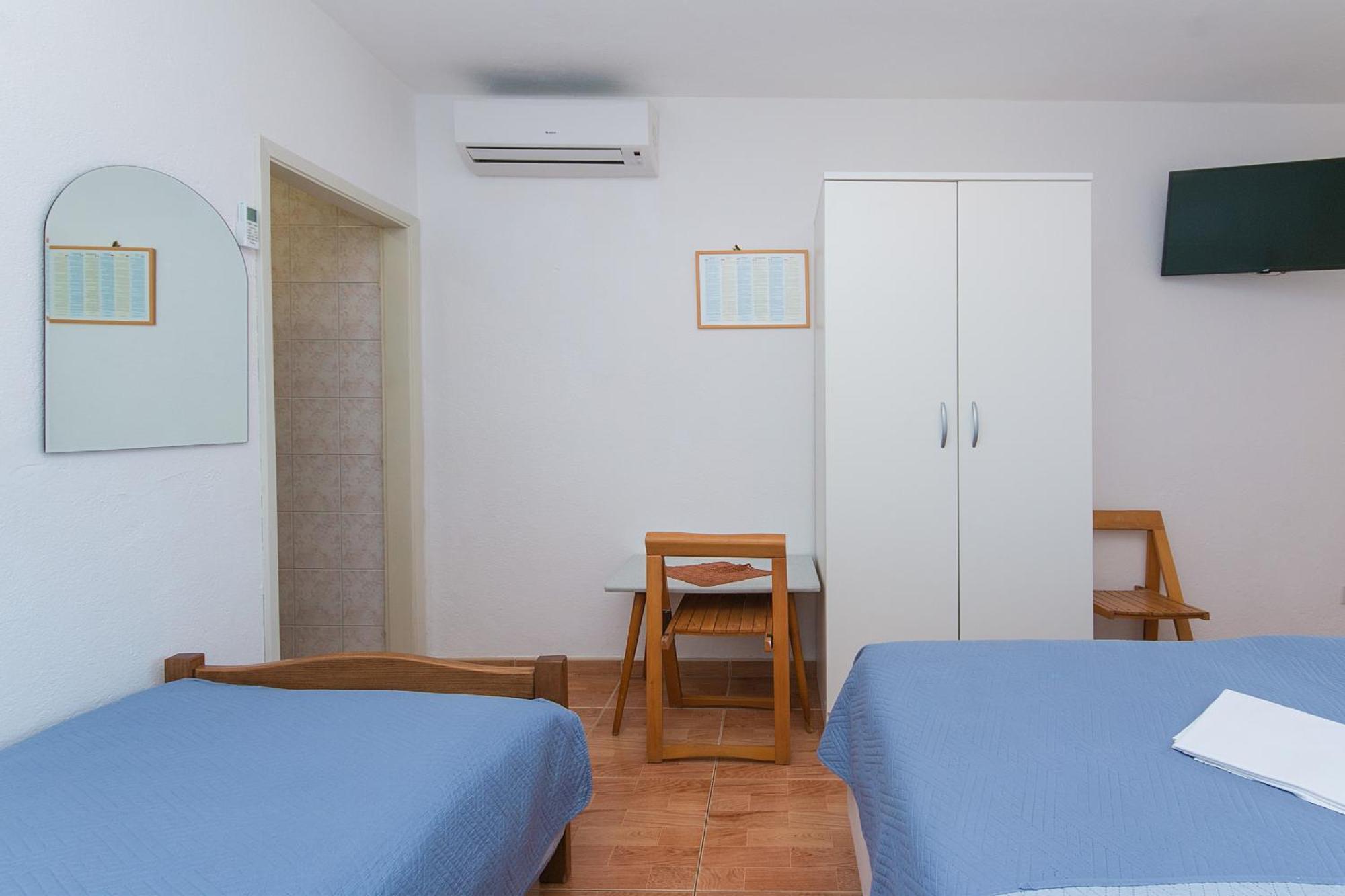Apartments And Rooms By The Sea Brela, Makarska - 2752 Camera foto