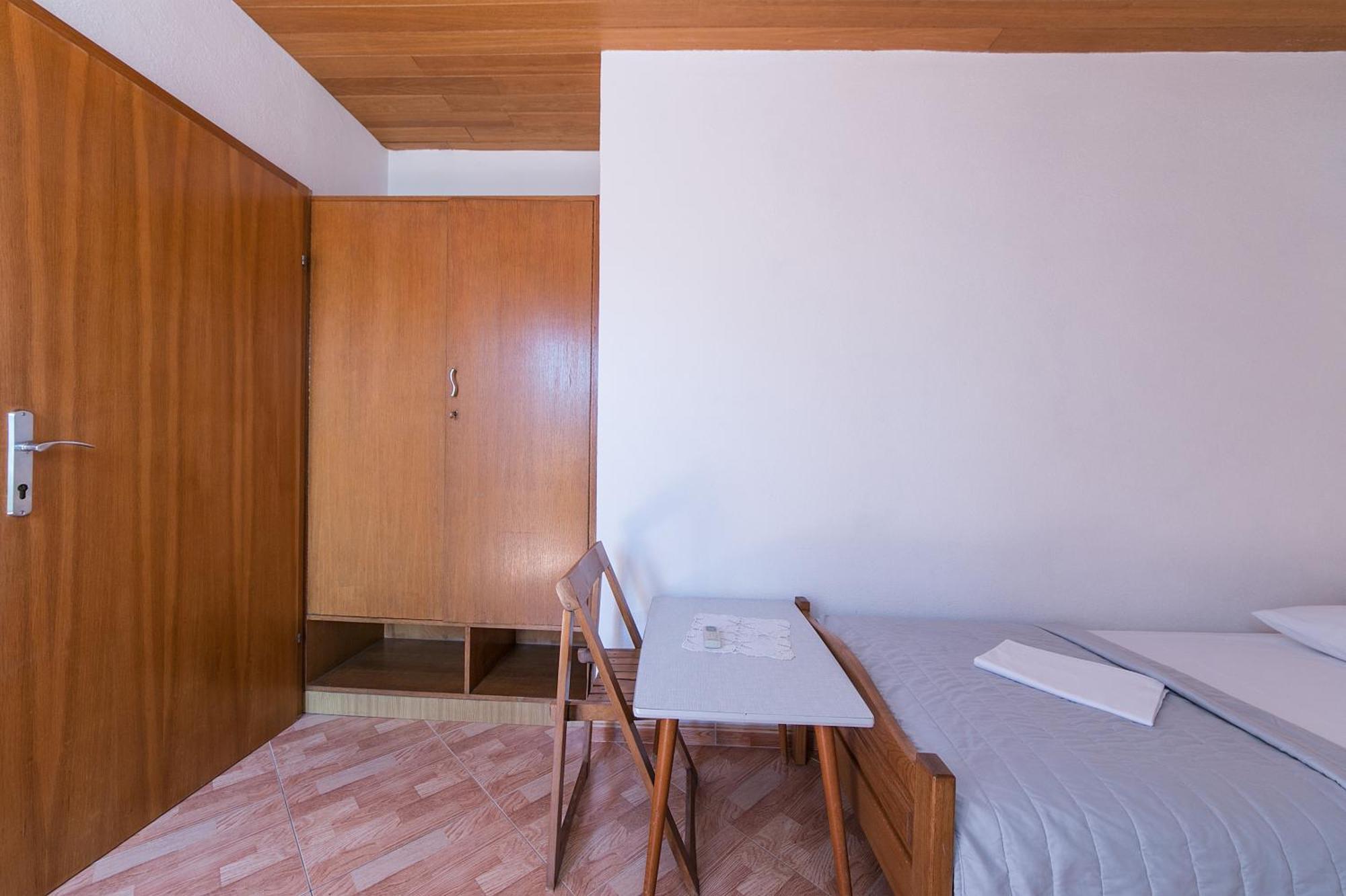 Apartments And Rooms By The Sea Brela, Makarska - 2752 Camera foto