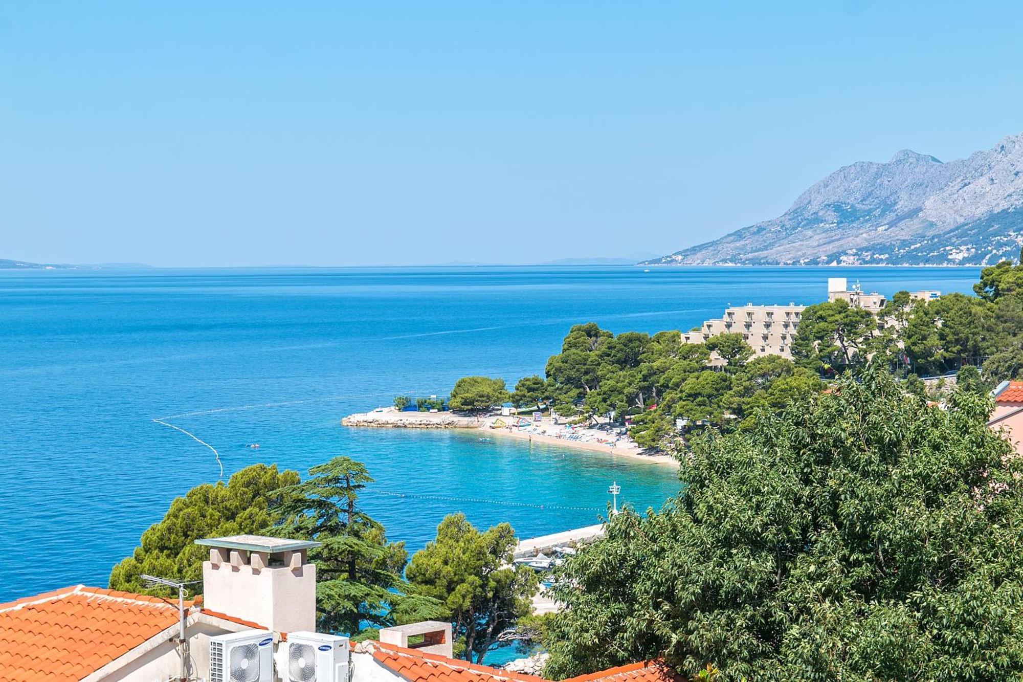 Apartments And Rooms By The Sea Brela, Makarska - 2752 Esterno foto