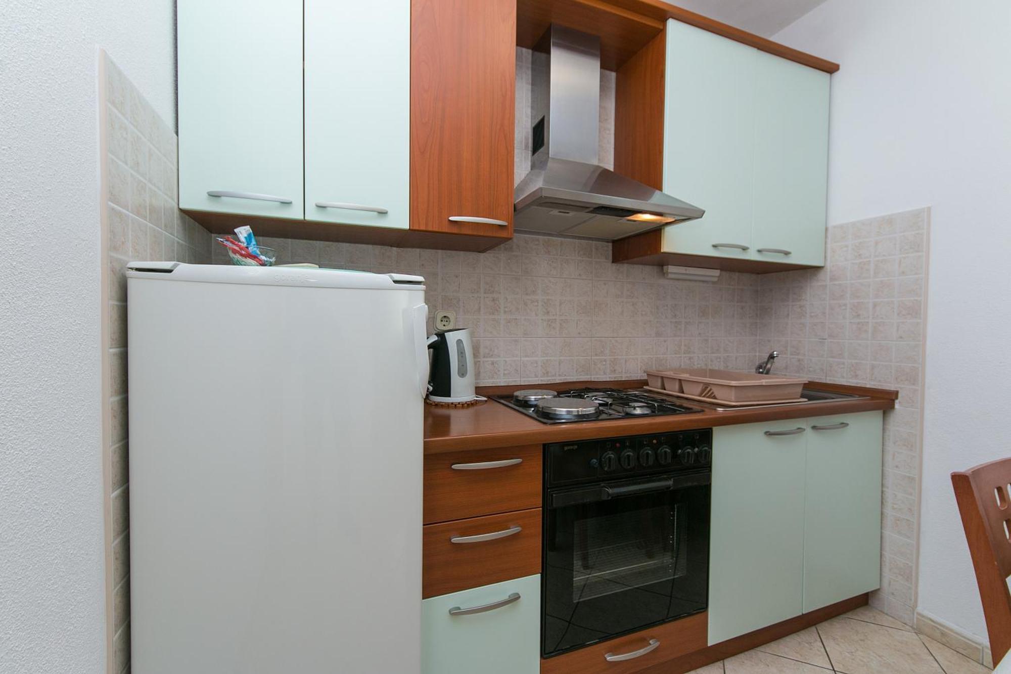 Apartments And Rooms By The Sea Brela, Makarska - 2752 Esterno foto