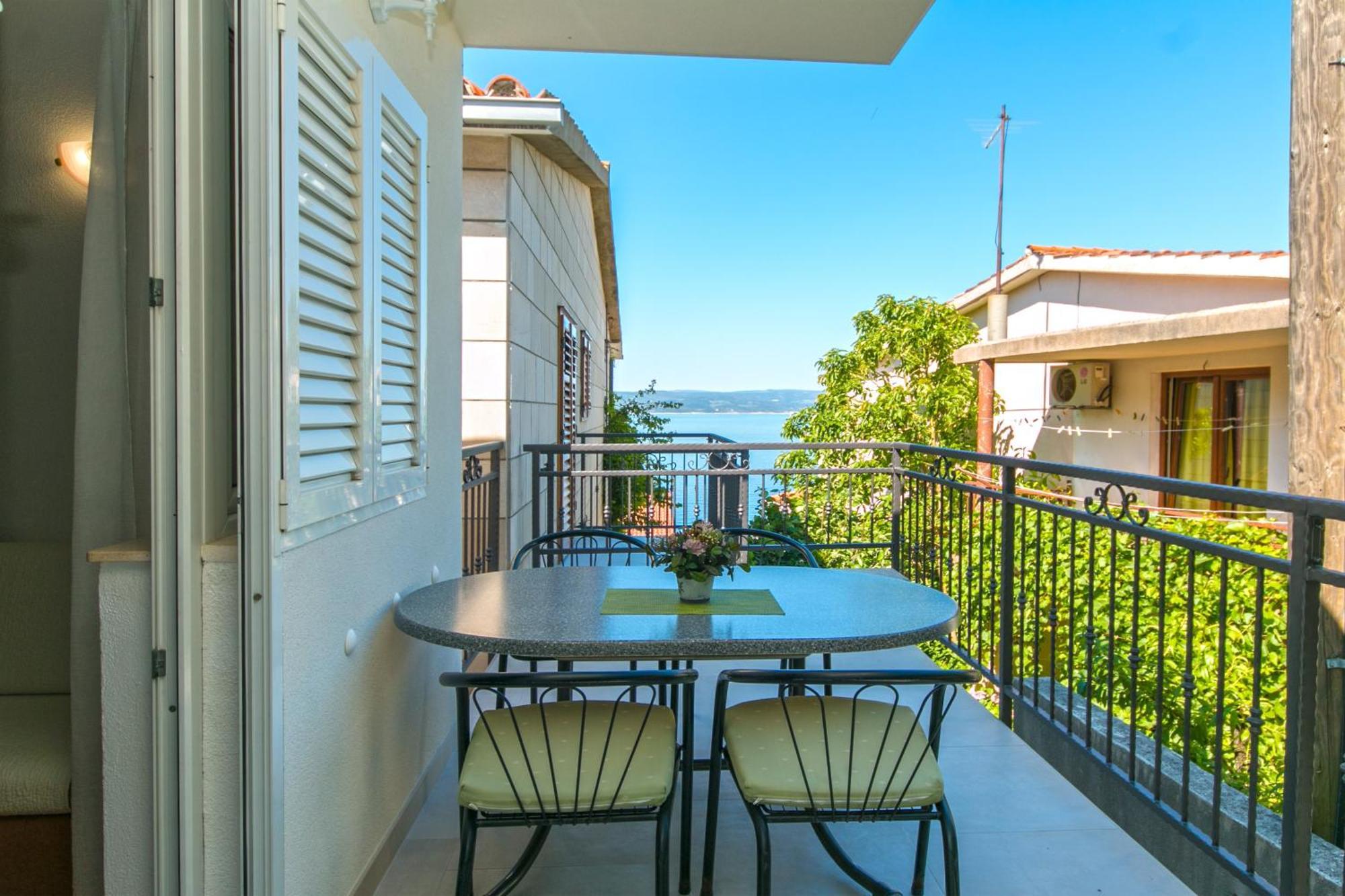 Apartments And Rooms By The Sea Brela, Makarska - 2752 Esterno foto