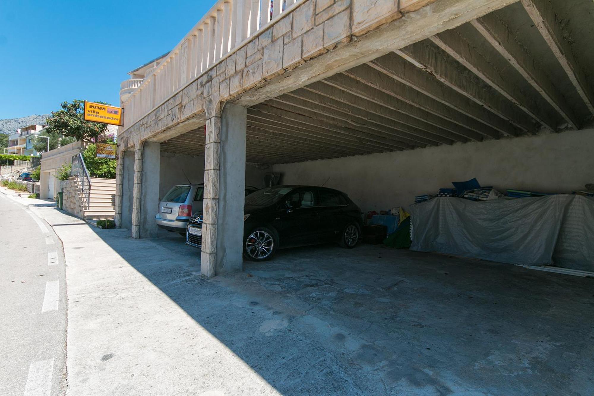 Apartments And Rooms By The Sea Brela, Makarska - 2752 Esterno foto