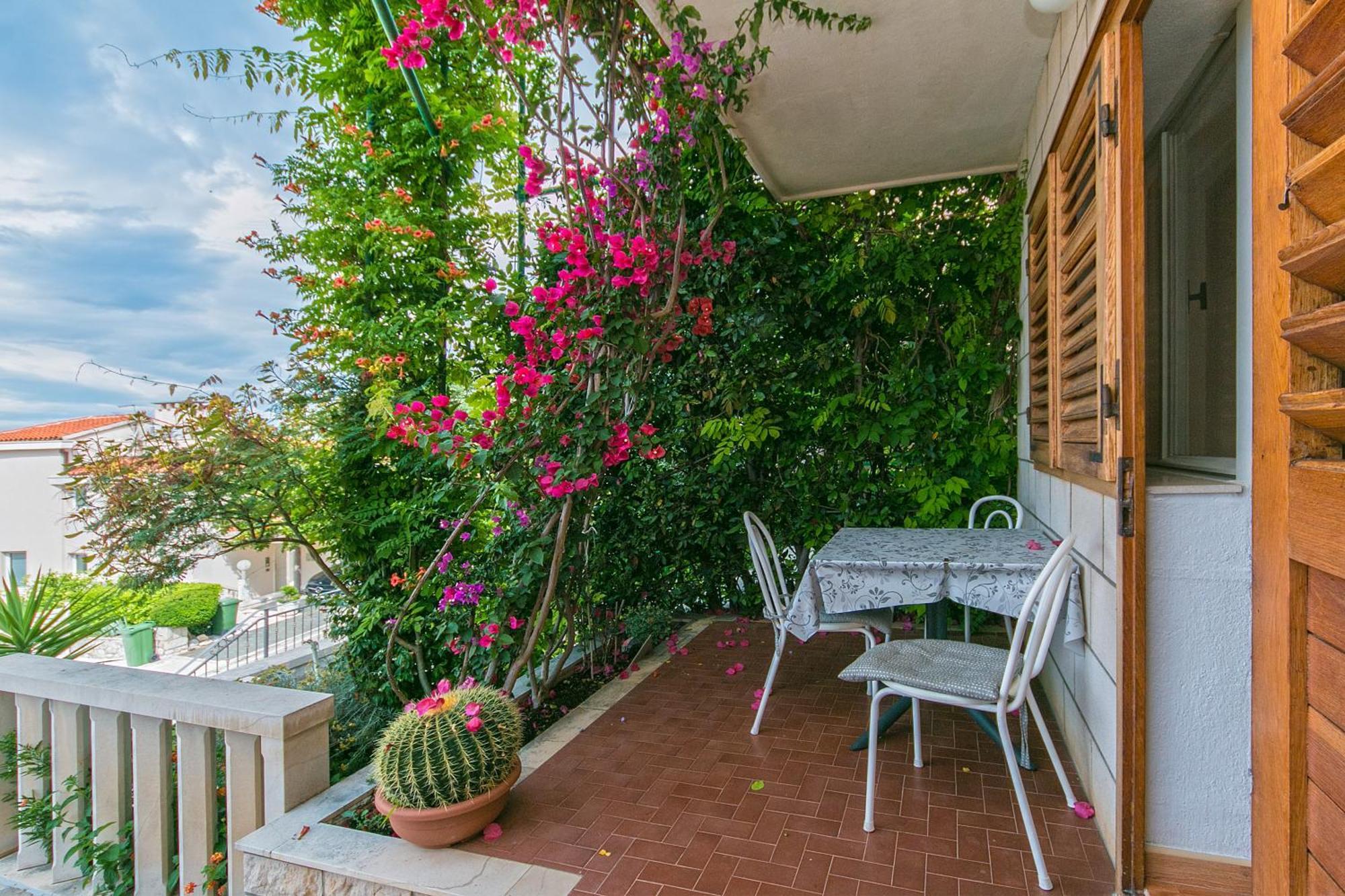 Apartments And Rooms By The Sea Brela, Makarska - 2752 Esterno foto